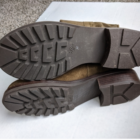 Marni Brown Suede Boots with Lug Sole - Picture 10 of 16